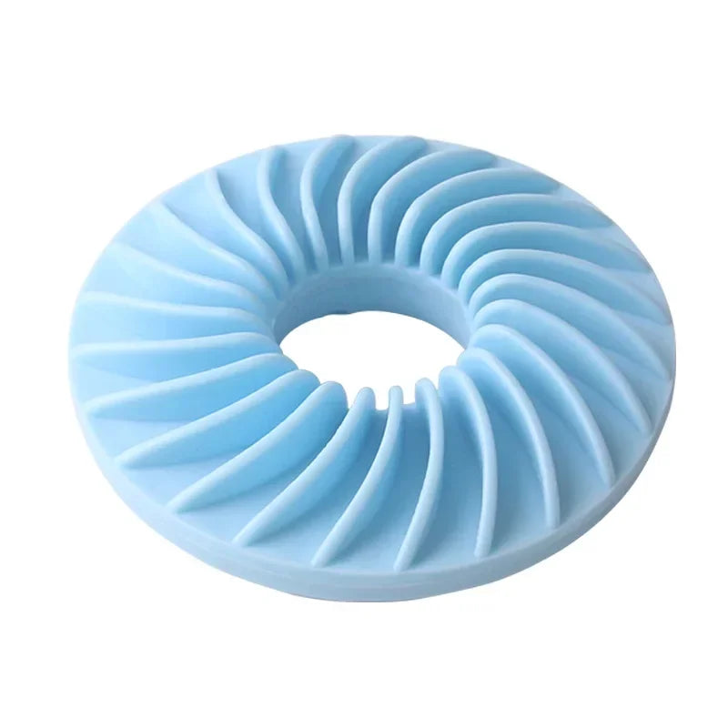 Soft Round TPR Dog Toy - Slow Feeder & Teether for Puppies - Fun Puzzle Entertainment!